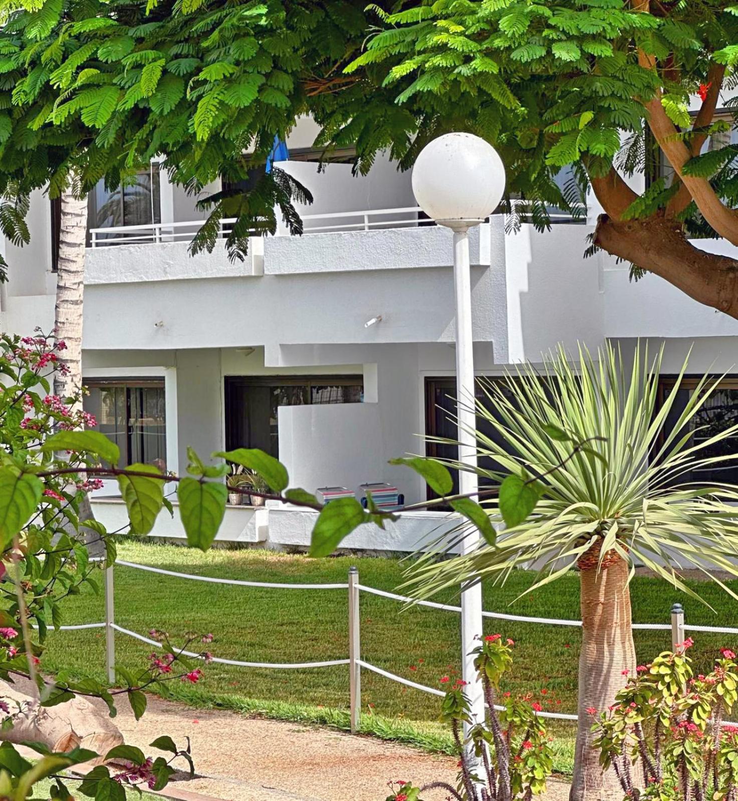Apartamentos Portonovo Puerto Rico  Zewnętrze zdjęcie